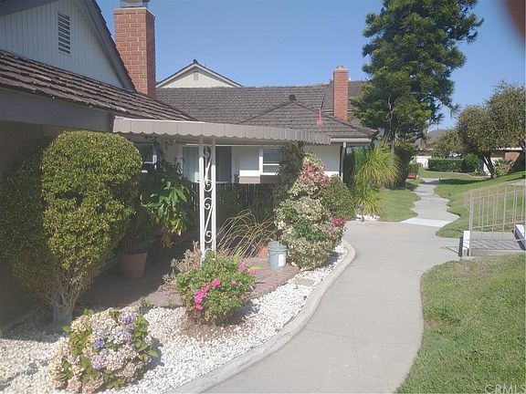 2nd image of 22624 Nadine Cir #260