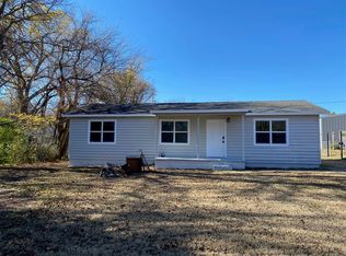 212 S 6th St, Noble, OK 73068