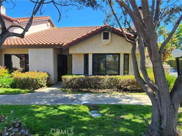 466 Las Palomas Dr, Port Hueneme, CA 93041
