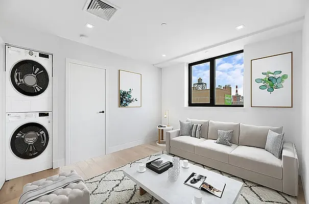 Rented by REAL New York | media 3