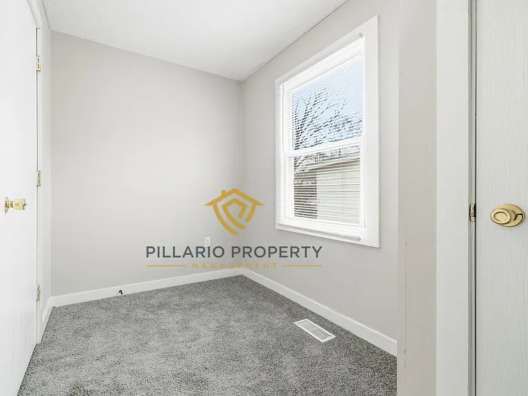 3383 Station St — Photo 19