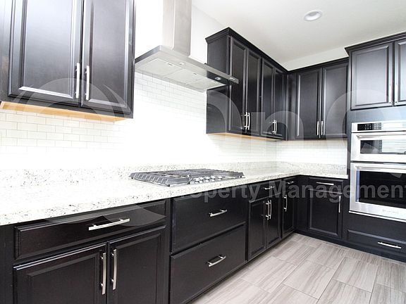 2nd image of 2100 E Wisteria Dr