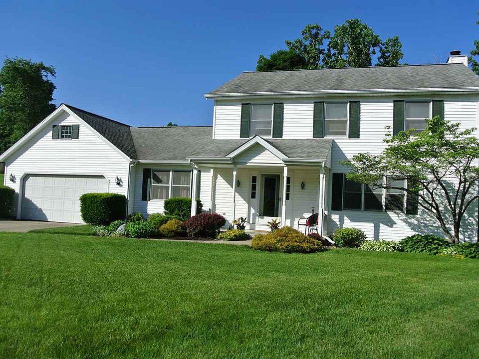 1st image of 19390 Russell Ct