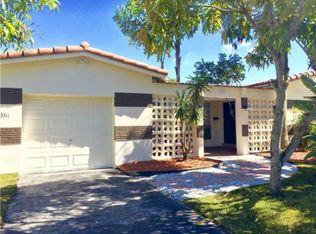 3311 Acapulco Dr, Miramar, FL 33023