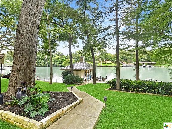 5th image of 614 Woodlake Dr