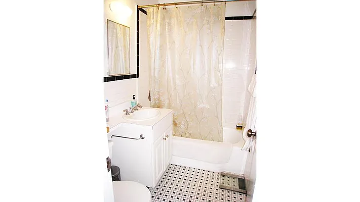 Rented by Fenwick Keats Real Estate | media 9