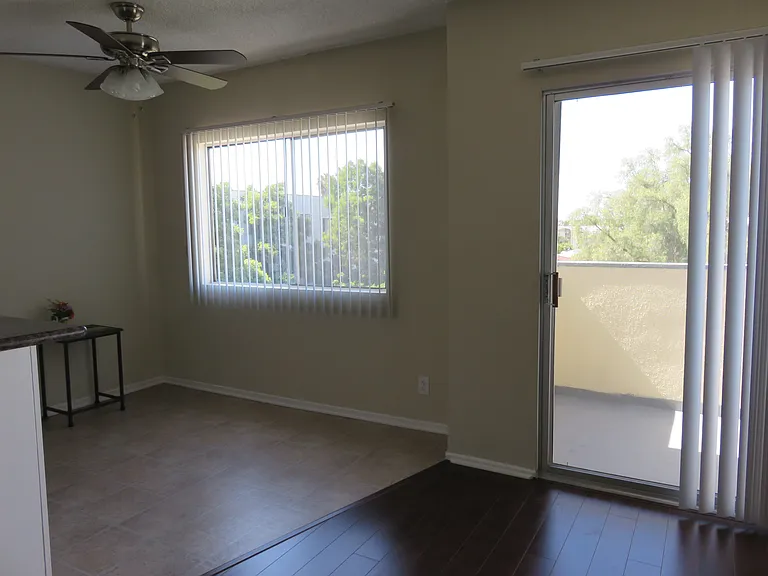 Enterprise Apartments — Photo 12