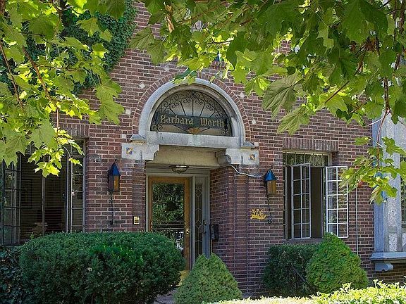 Barbara Worth exterior