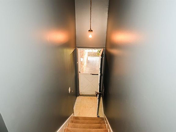3rd image of 2430 Mustang Dr