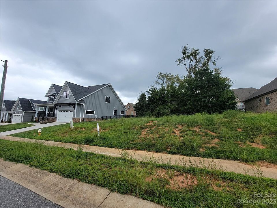 2nd image of 3712 9th St