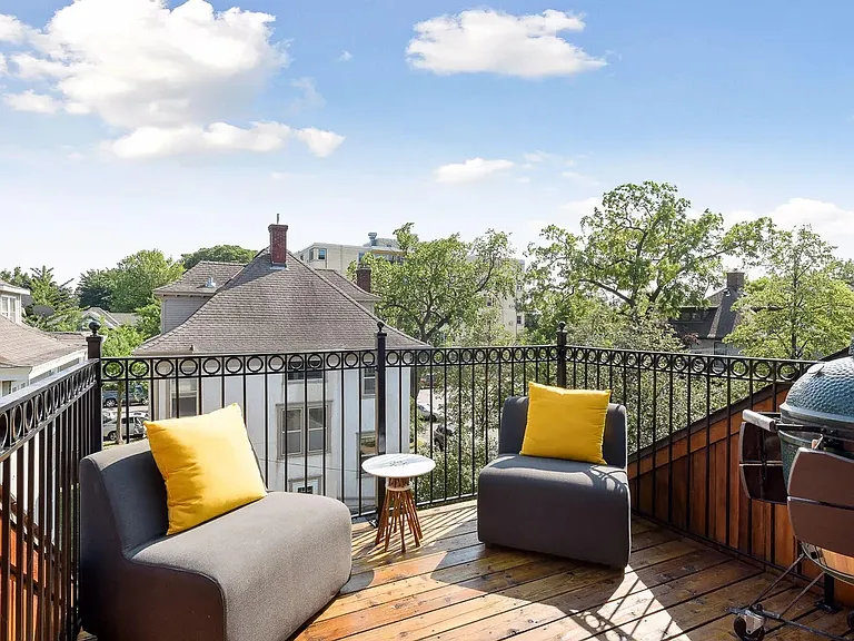 3037 Knox Ave S #301 — Photo 3