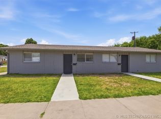 1074 N Irvington Ave, Tulsa, OK 74115