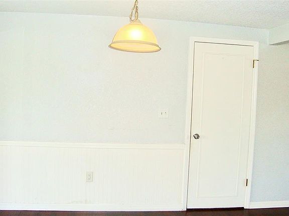 5th image of 3042 Palamore Dr