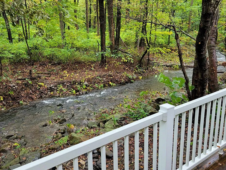 115 Brookside Ln #4 — Photo 9