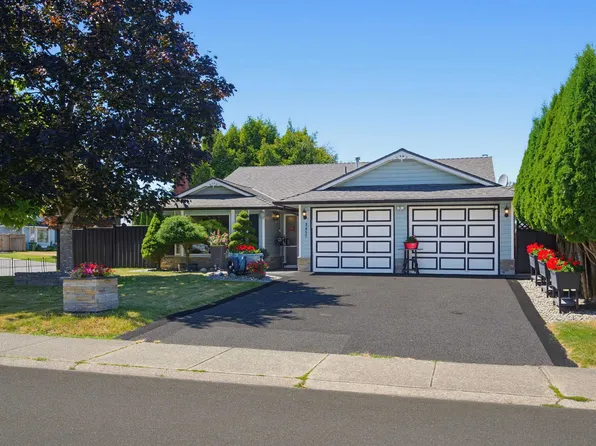 3457 Merritt St, Abbotsford, BC V2T 5B9
