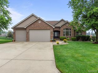 6508 Augies Way Pl, Millstadt, IL 62260