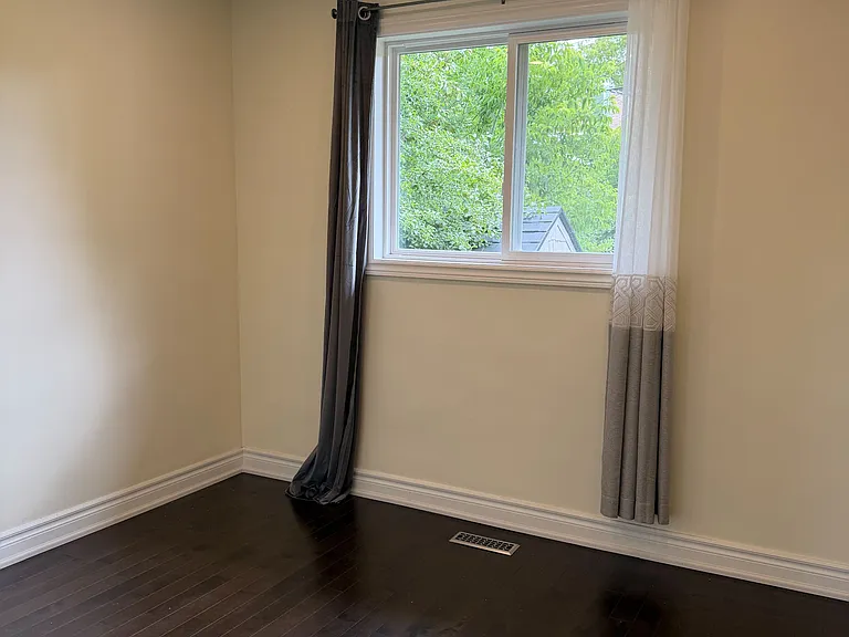 41 Aurora Heights Dr — Photo 7