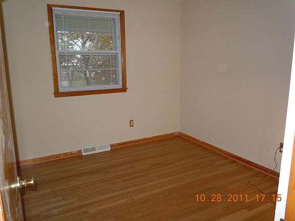3rd image of 1242 Pine Hill Dr