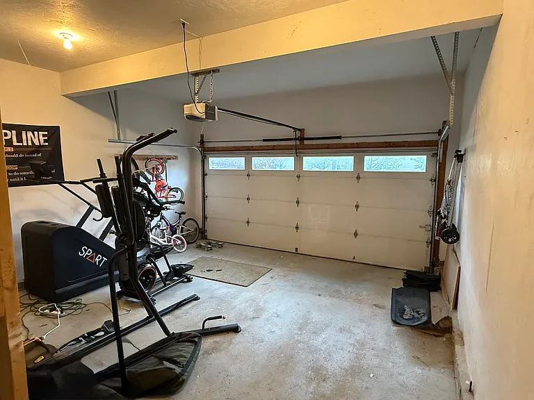 Knowlton Cir — Photo 19