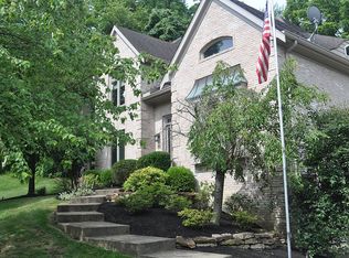 90 Gunpowder Rdg, Fort Thomas, KY 41075