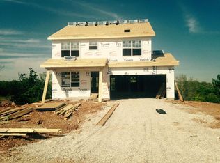 534 Pecan Bluffs Ct, Wentzville, MO 63385