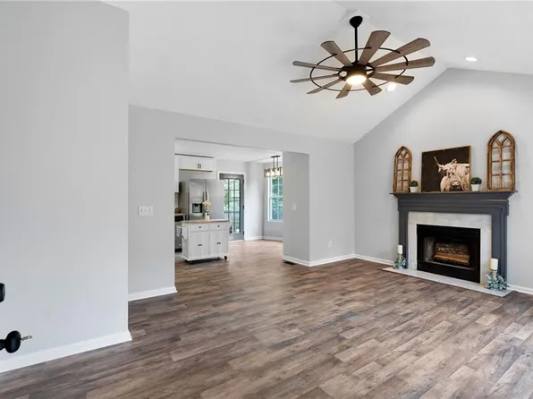 19 Westover Dr NW, Adairsville, GA 30103