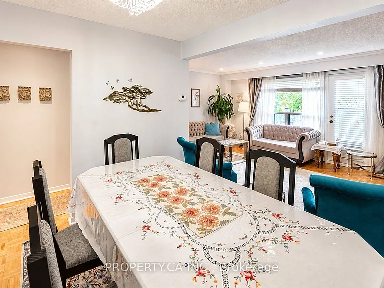 209 Castle Rock Dr #1 — Photo 8