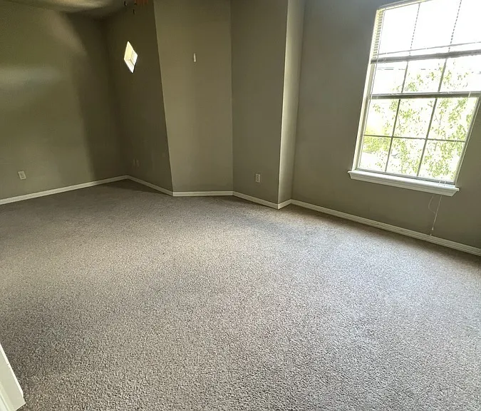 1716 N Chestnut Ave — Photo 14