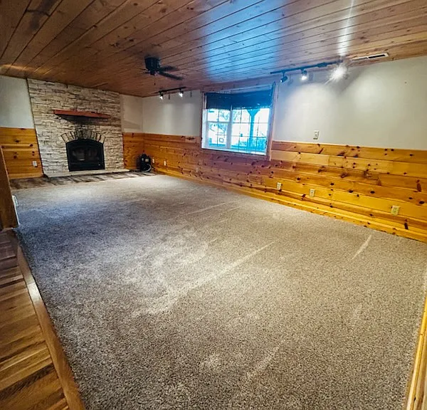 Q4 Rd — Photo 2