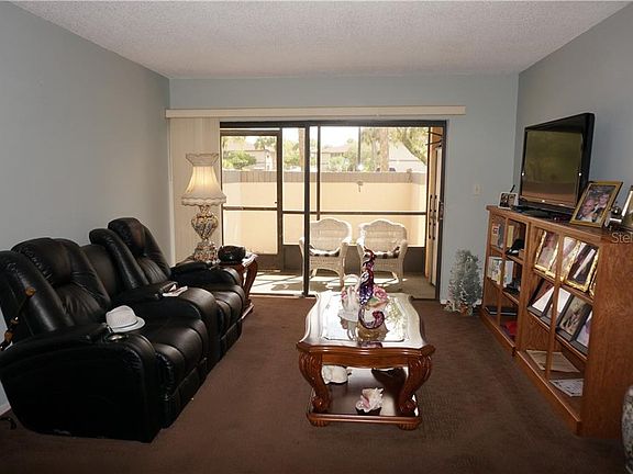 3rd image of 19505 Quesada Ave Unit Aa103