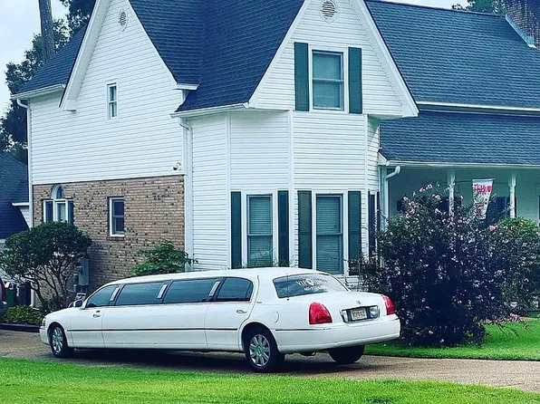 105 Santa Clara Dr, Clinton, MS 39056