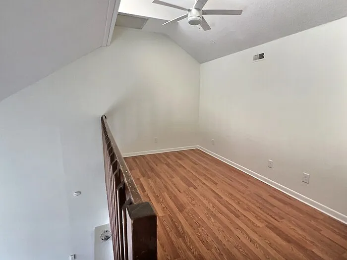 3081 Huntleigh Dr — Photo 13