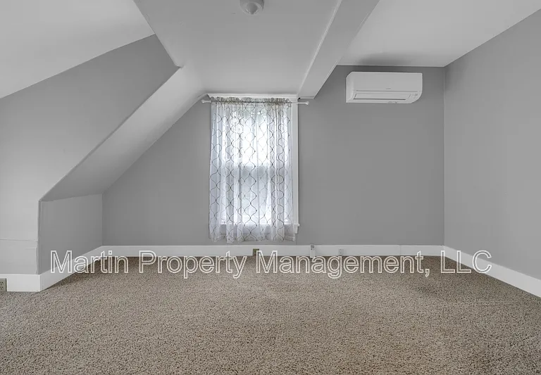 102 Orange St — Photo 6
