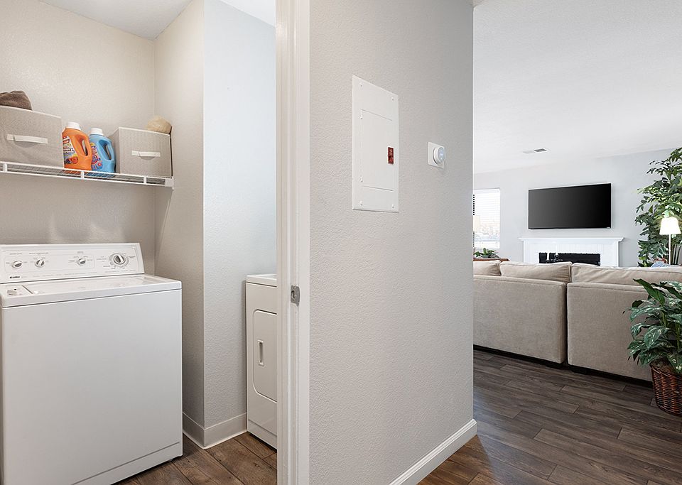 Civic Square Apartment Rentals Pleasanton, CA Zillow