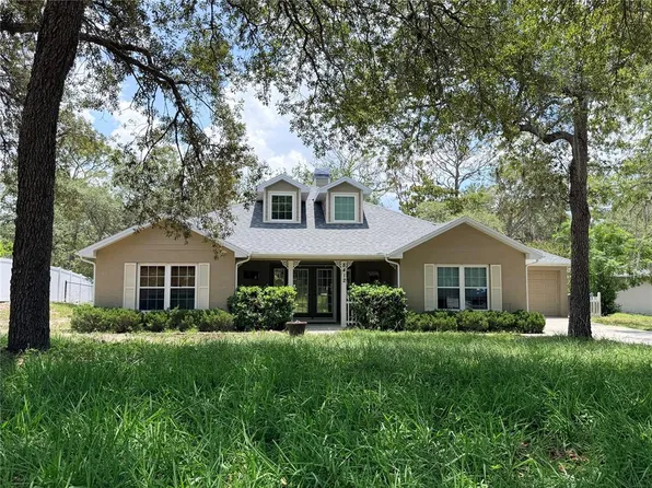 8412 Christopher Ln, Weeki Wachee, FL 34613