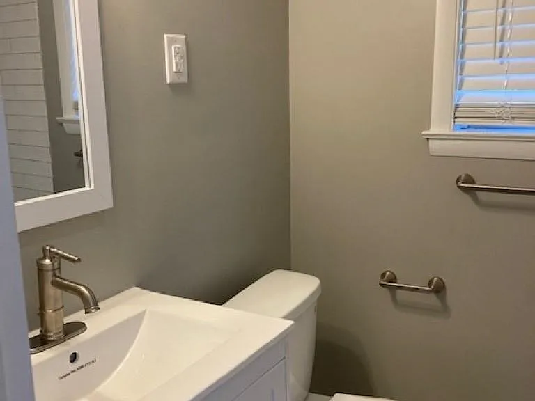 5386 Denwood Ave — Photo 23