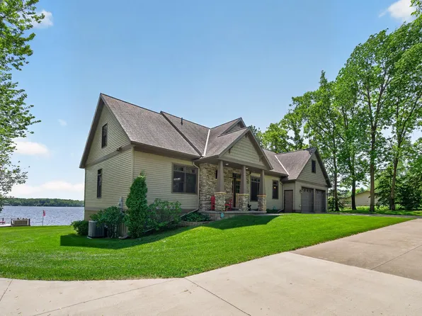12892 Bass Trl, Sauk Centre, MN 56378