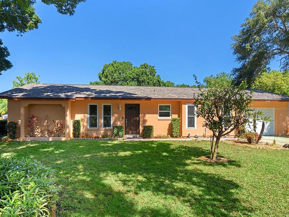 1st image of 829 CYPRESS WOOD LANE