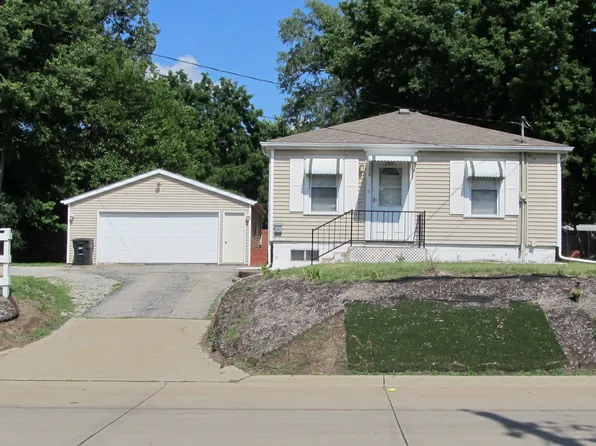 2013 5th St, Rock Island, IL 61201