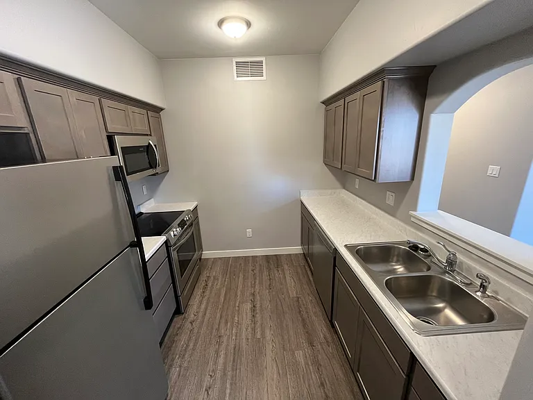 Copper Village Apartments — Photo 18