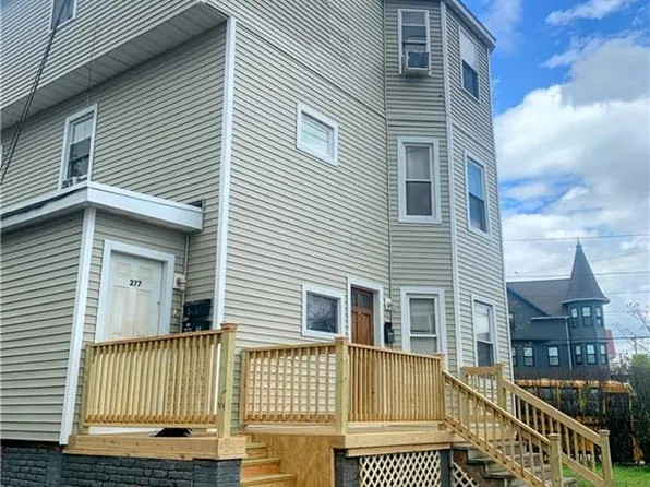 275-277 Webster Ave, Providence, RI 02909