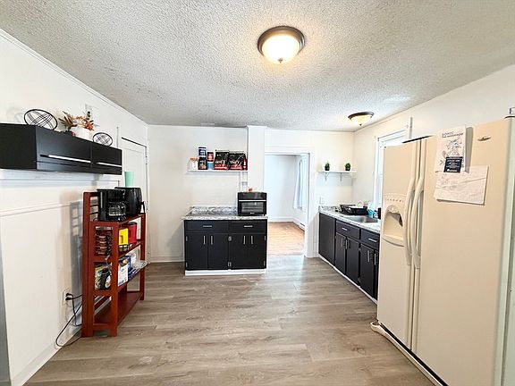 4th image of 11 Crown St