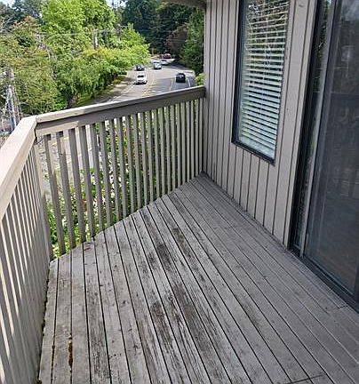 3rd image of 11105 NE 68th St #C