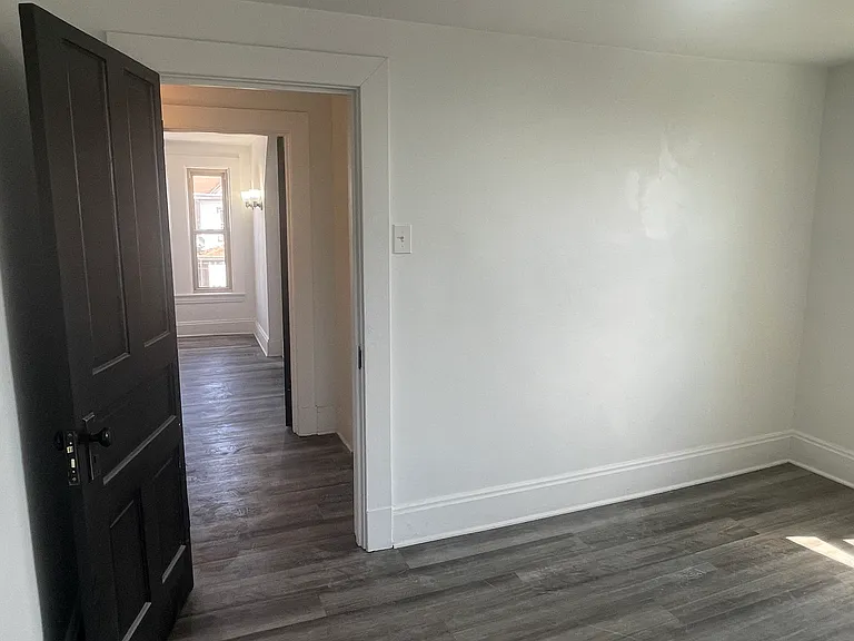 119 Margaret St — Photo 11