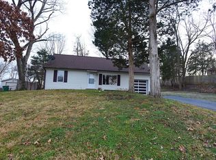 118 Cherry Hill Dr, Fenton, MO 63026