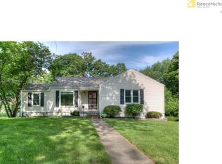 5218 N Park Ave, Kansas City, MO 64118