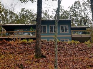 359 Southfield Dr, Brasstown, NC 28902