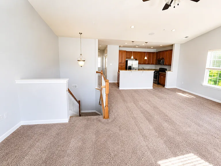 5614 Virginia Ln — Photo 5