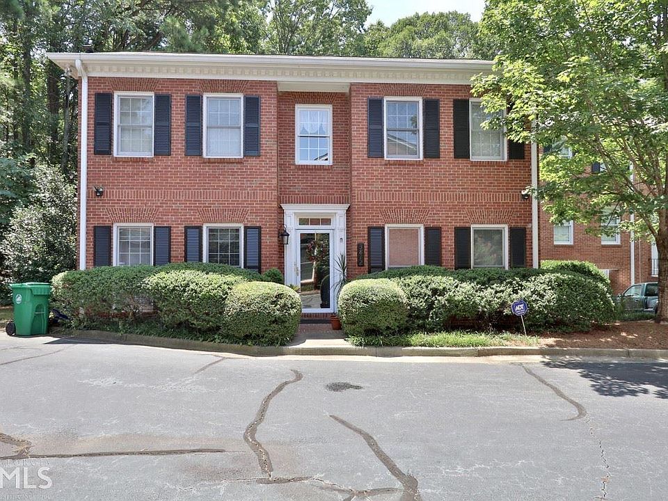 1st image of 3812 Savannah Sq W