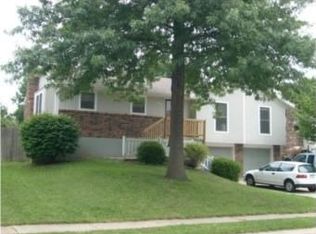 437 SE Nathan Pass, Lees Summit, MO 64063